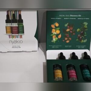 Nyakio Cold Pressed Facial Oils 3-pc  Discovery Kit Maracuja Marula Manketti